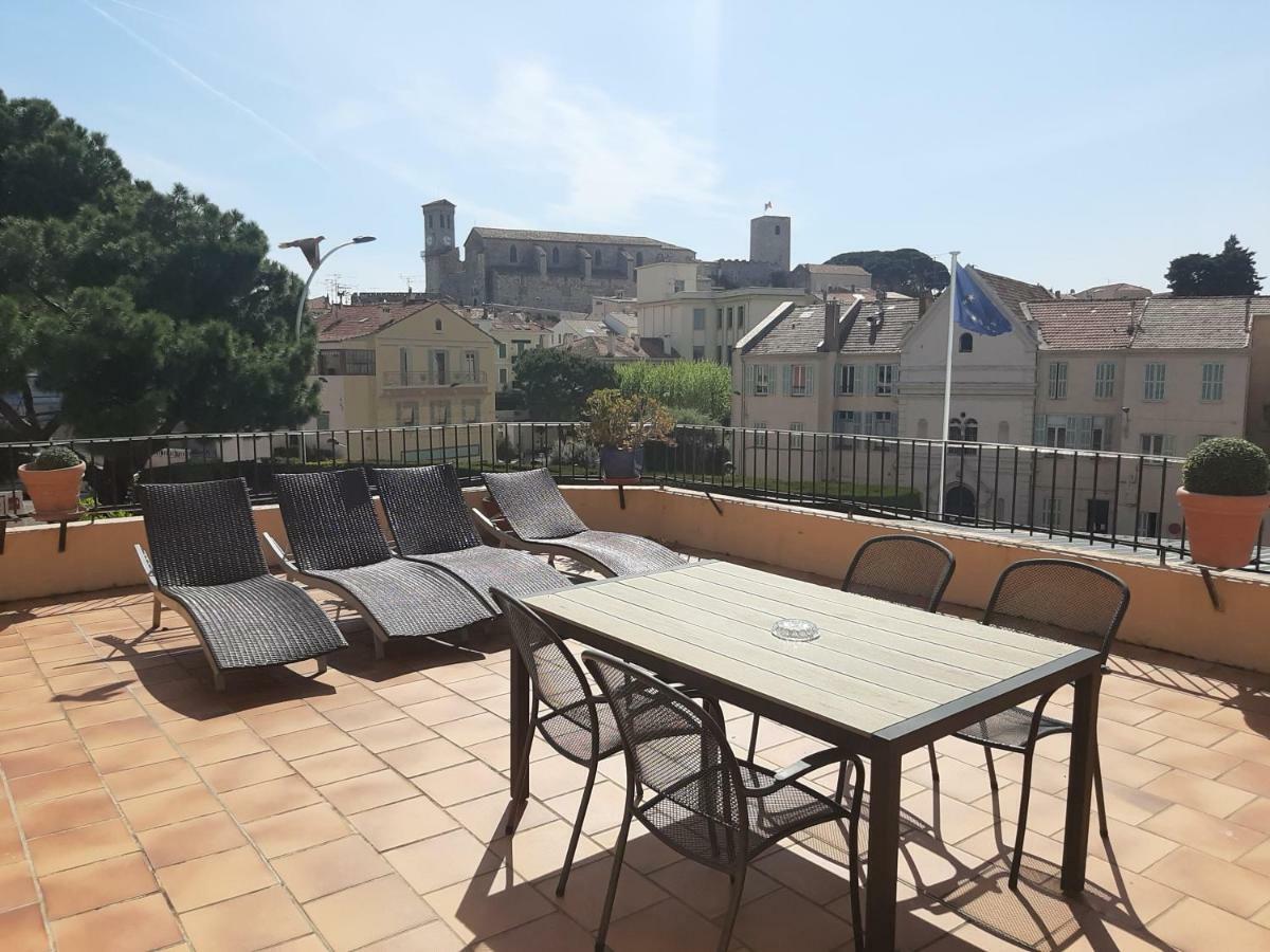 Hotel L'Olivier - Piscine & Parking Κάννες Εξωτερικό φωτογραφία