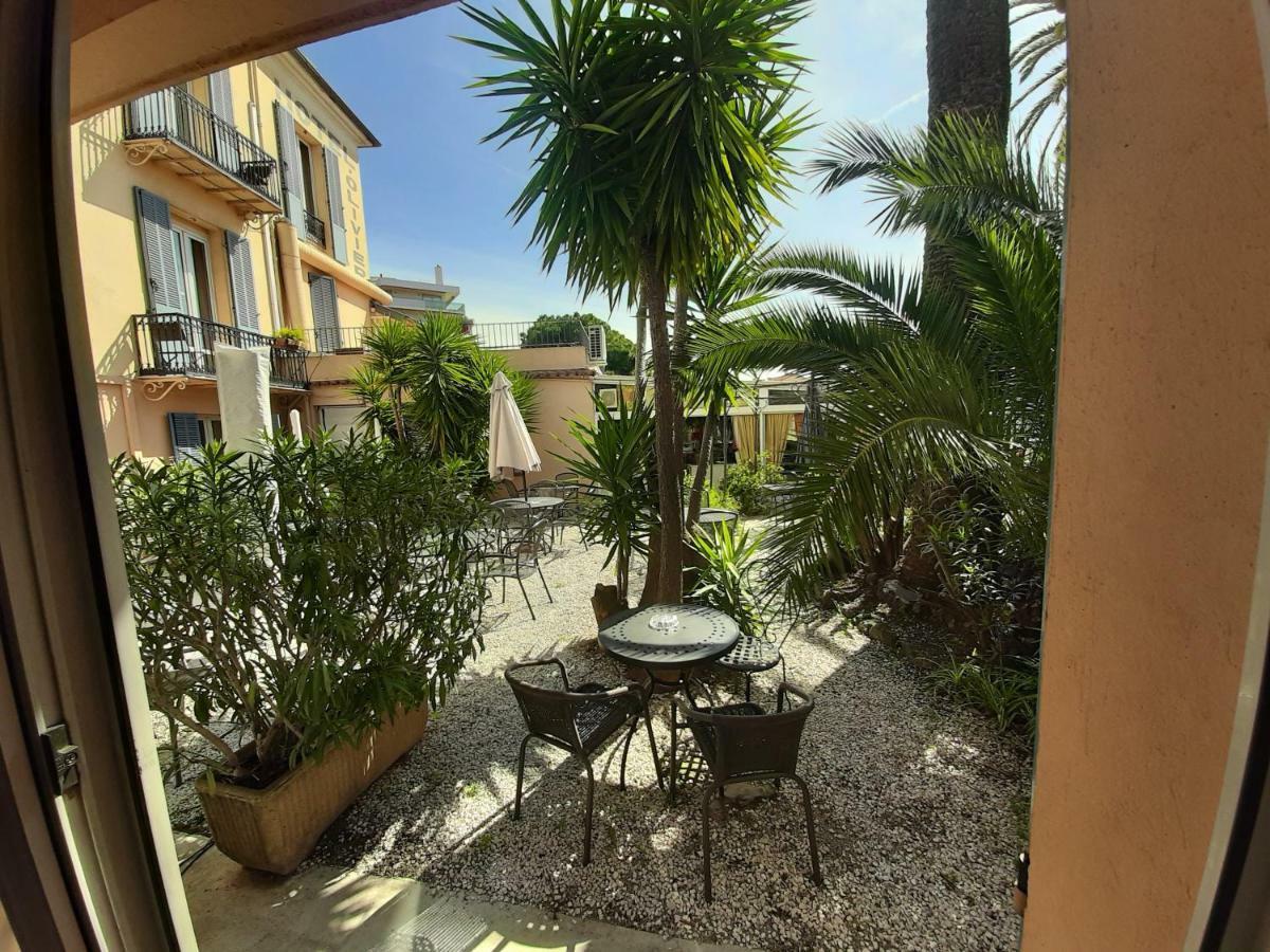 Hotel L'Olivier - Piscine & Parking Κάννες Εξωτερικό φωτογραφία