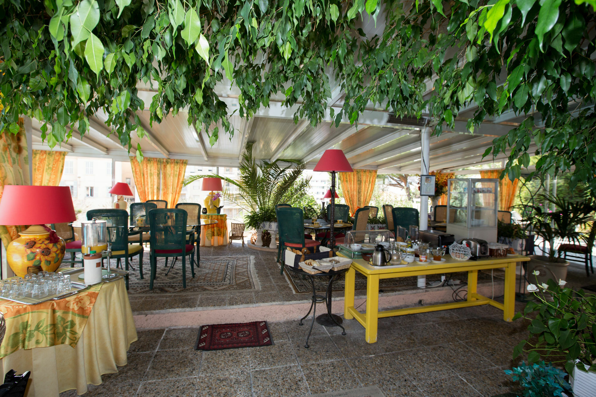 Hotel L'Olivier - Piscine & Parking Κάννες Εξωτερικό φωτογραφία